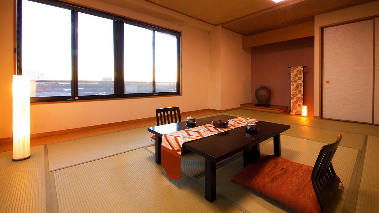 Matsukaze Hotel Toyota  Exterior photo